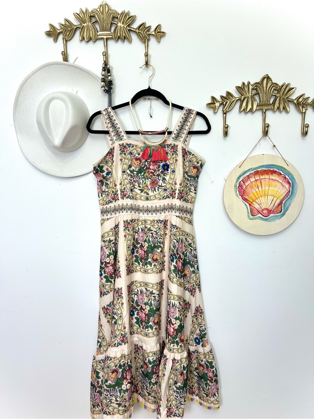 🆕Mediterranean Floral Printed Cream Midi Dress  S ptp 18” l 44” waist 31”